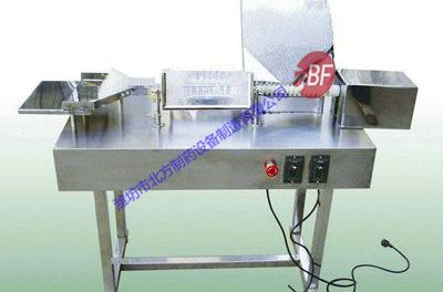 点击查看详细信息<br>标题：口服液灯检机HDDJ-1 阅读次数：6199
